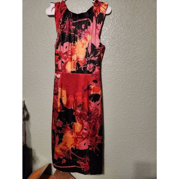 T Tahari size 10 red dress - Picture 10 of 11